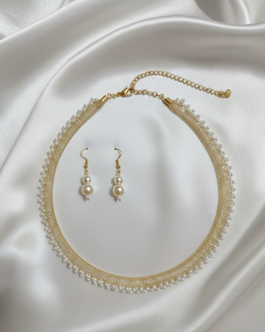 Elegant Pearl Gold Necklace Set