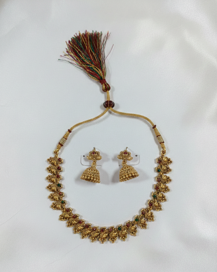 Traditional Choker Necklace Set